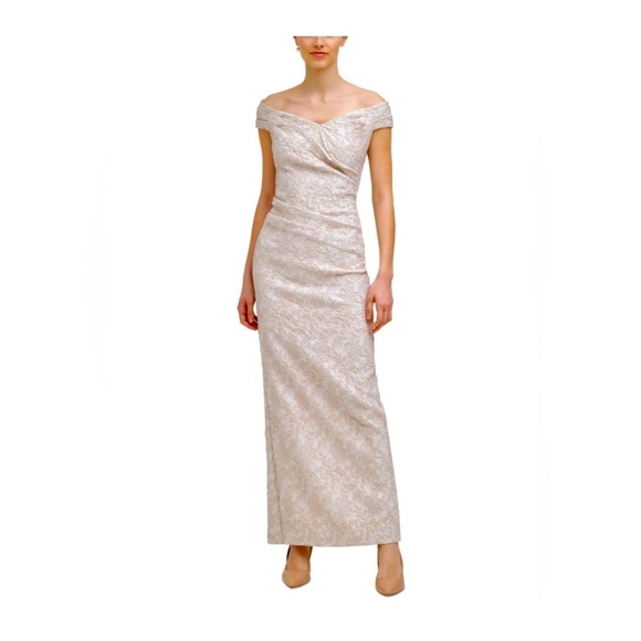 alex evening dress Evenings 8157026 Glitter Pleated Gold Sequines Style:M calypso mini knit dress